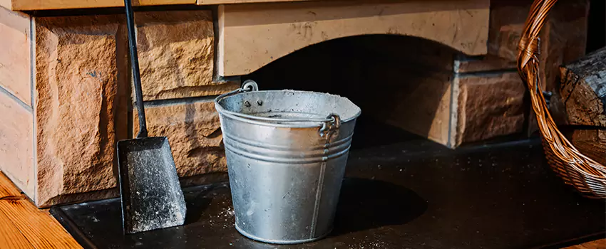 Clean The Fireplace Mantle And Hearth in Highlands Ranch, Colorado